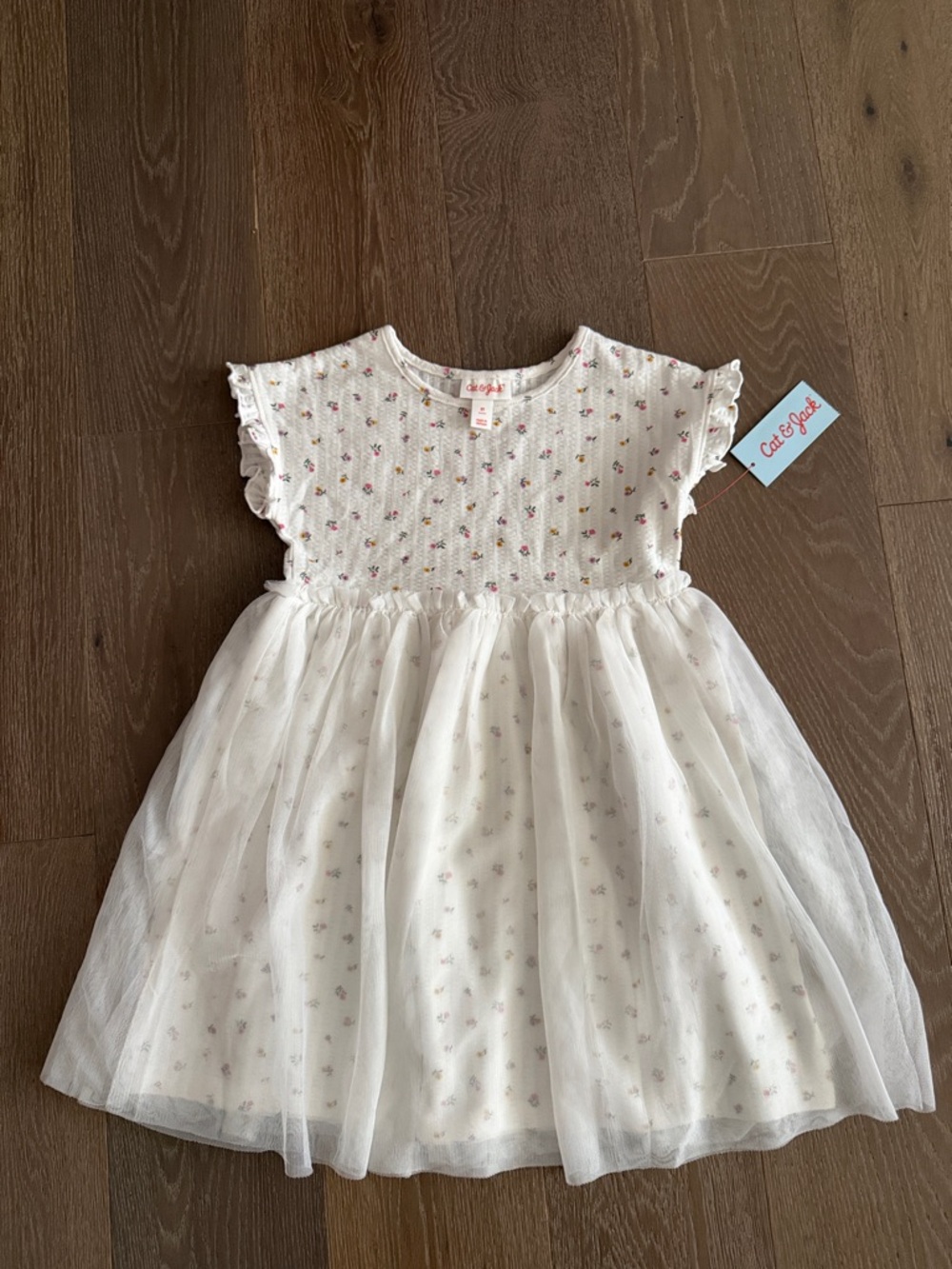 Cat & Jack white floral dress with flutter sleeves & tulle overlay.Size:5T. NWT.